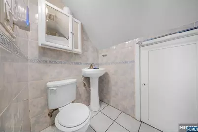 93 15th Street, Prospect Park, NJ 07508 - Photo 8