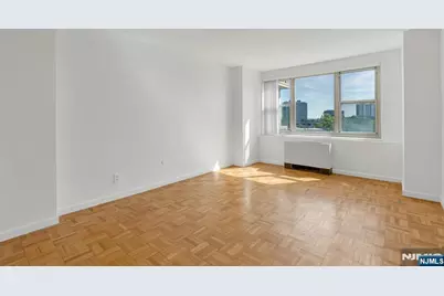 2000 Linwood Avenue 7K #7K, Fort Lee, NJ 07024 - Photo 14