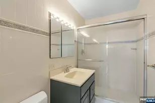2000 Linwood Ave 7K, Fort Lee, NJ 07024 - Photo 16