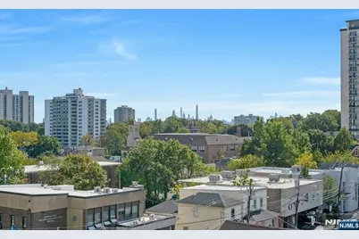 2000 Linwood Avenue 7K #7K, Fort Lee, NJ 07024 - Photo 22