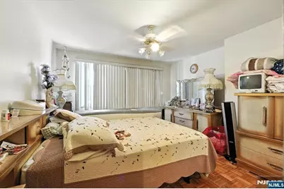 34 Pennington Avenue, Passaic, NJ 07055 - Photo 10