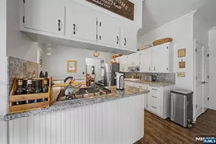 7 Commanche Trail, Oakland, NJ 07436 - Photo 14