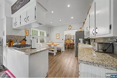 7 Commanche Trail, Oakland, NJ 07436 - Photo 12