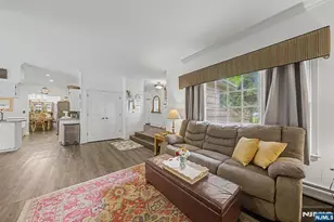 7 Commanche Trail, Oakland, NJ 07436 - Photo 10