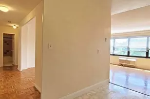 2348 Linwood Ave 4M, Fort Lee, NJ 07024 - Photo 2