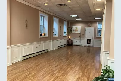 328 Broad Avenue, Leonia, NJ 07605 - Photo 4