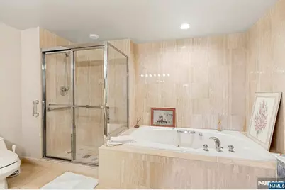 900 Palisade Avenue 4F #4F, Fort Lee, NJ 07024 - Photo 26