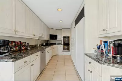 900 Palisade Avenue 4F #4F, Fort Lee, NJ 07024 - Photo 14