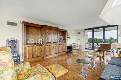900 Palisade Avenue 4F #4F, Fort Lee, NJ 07024 - Photo 4