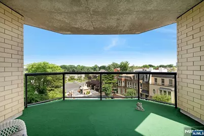900 Palisade Avenue 4F #4F, Fort Lee, NJ 07024 - Photo 8
