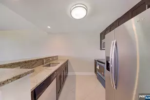 29 1st Street 505, Hackensack, NJ 07601 - Photo 4