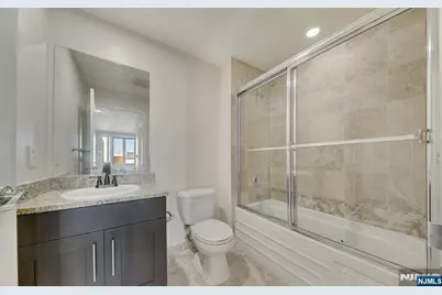 29 1st Street 505 #505, Hackensack, NJ 07601 - Photo 14