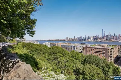 849 Boulevard 4D #4D, Weehawken, NJ 07086 - Photo 38