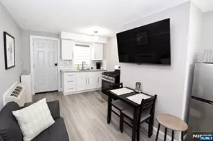 136 Stefanic Ave 2, Elmwood Park, NJ 07407 - Photo 4
