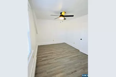 10-14 Noll Place 3 #3, Newark, NJ 07106 - Photo 6