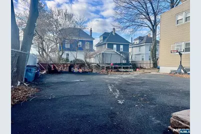 10-14 Noll Place 3 #3, Newark, NJ 07106 - Photo 2
