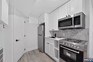 545 Palisade Ave 1, Jersey City, NJ 07307 - Photo 28