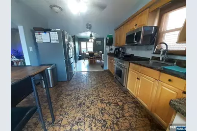75 Preston Street, Ridgefield Park, NJ 07660 - Photo 6