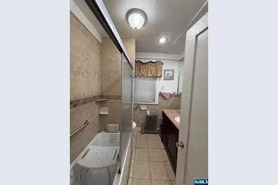 139 Osborne Terrace, Newark, NJ 07108 - Photo 40