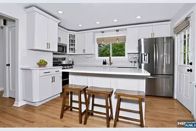 264 Lincoln Boulevard, Emerson, NJ 07630 - Photo 2