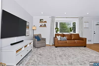 264 Lincoln Boulevard, Emerson, NJ 07630 - Photo 10