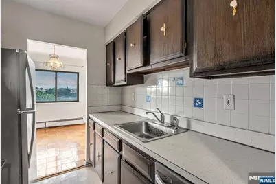 44 S Main Street 6J #6J, Lodi, NJ 07644 - Photo 20