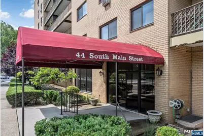 44 S Main Street 6J #6J, Lodi, NJ 07644 - Photo 2