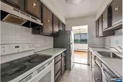 44 S Main Street 6J #6J, Lodi, NJ 07644 - Photo 18