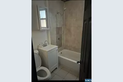192-194 Vermont Avenue, Newark, NJ 07106 - Photo 12