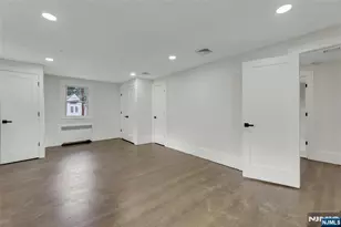 1087 Lambert Rd, Teaneck Township, NJ 07666 - Photo 14