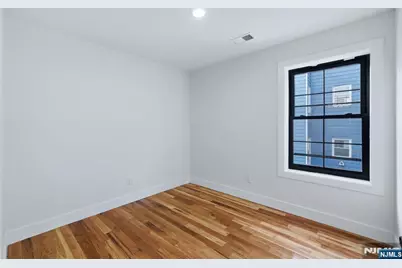 749 11th Street, Newark, NJ 07103 - Photo 8