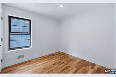 749 11th Street, Newark, NJ 07103 - Photo 24