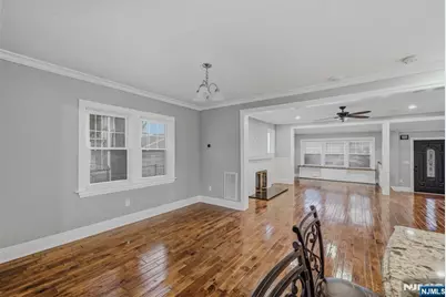 198 Preston Street, Ridgefield Park, NJ 07660 - Photo 8