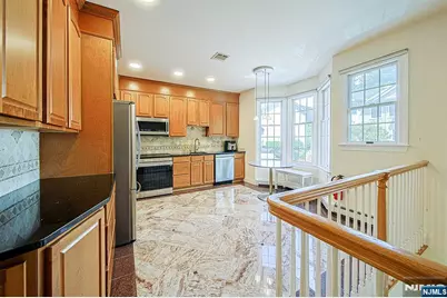 13 Carol Lane, River Edge, NJ 07661 - Photo 12