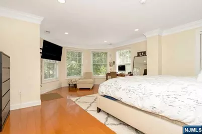 25 E Linden Avenue, Englewood, NJ 07631 - Photo 18