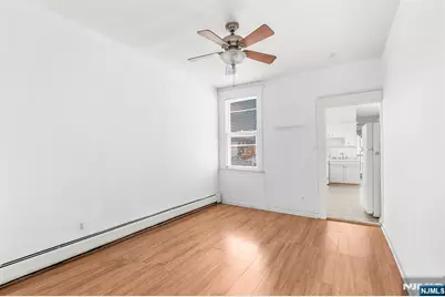 251 Palisade Avenue, Cliffside Park, NJ 07010 - Photo 16