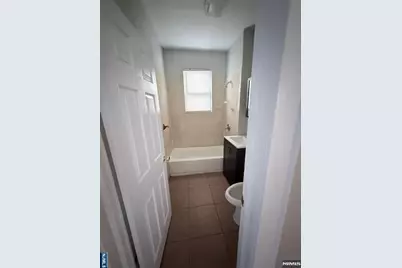 123 University Place 1st Floor #1st Floor, Irvington, NJ 07111 - Photo 10
