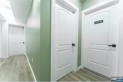 283 King Boulevard, Newark, NJ 07102 - Photo 30