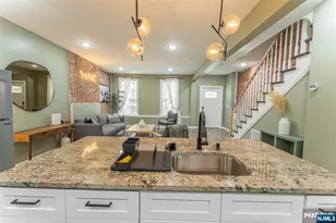 283 King Blvd, Newark, NJ 07102 - Photo 14