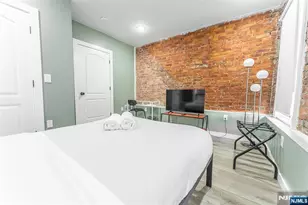 283 King Blvd, Newark, NJ 07102 - Photo 20