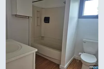 639 Oradell Avenue 2E #2E, Oradell, NJ 07649 - Photo 4