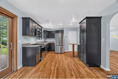 11 Lockwood Lane, Closter, NJ 07624 - Photo 8