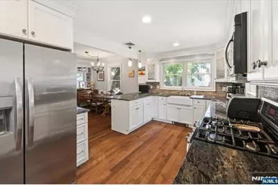53 Columbus Drive, Tenafly, NJ 07670 - Photo 8