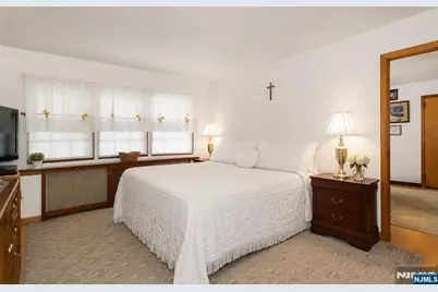 340 Saddle River Road, Saddle Brook Township, NJ 07663 - Photo 12