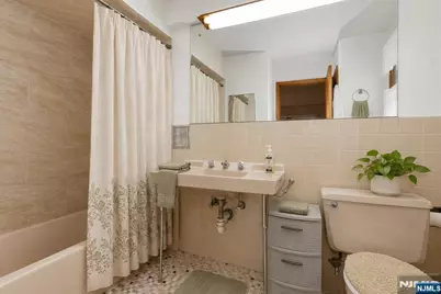340 Saddle River Road, Saddle Brook Township, NJ 07663 - Photo 12