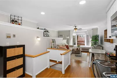 1030 Willow Avenue 2 #2, Hoboken, NJ 07030 - Photo 10
