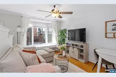 1030 Willow Avenue 2 #2, Hoboken, NJ 07030 - Photo 2