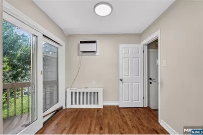 427 Kennedy Drive, Fairview, NJ 07022 - Photo 12