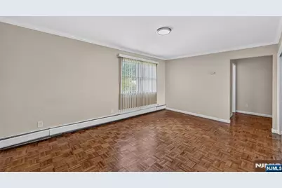 427 Kennedy Drive, Fairview, NJ 07022 - Photo 32