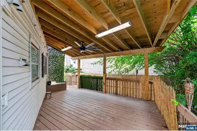 427 Kennedy Drive, Fairview, NJ 07022 - Photo 24